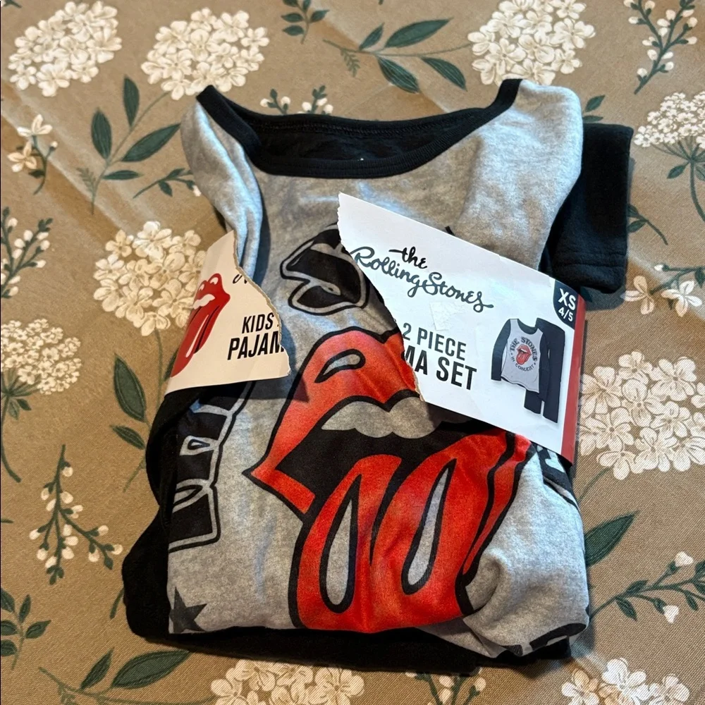 NWT kids 2 piece pj set sz 4/5 Rolling Stones 1006